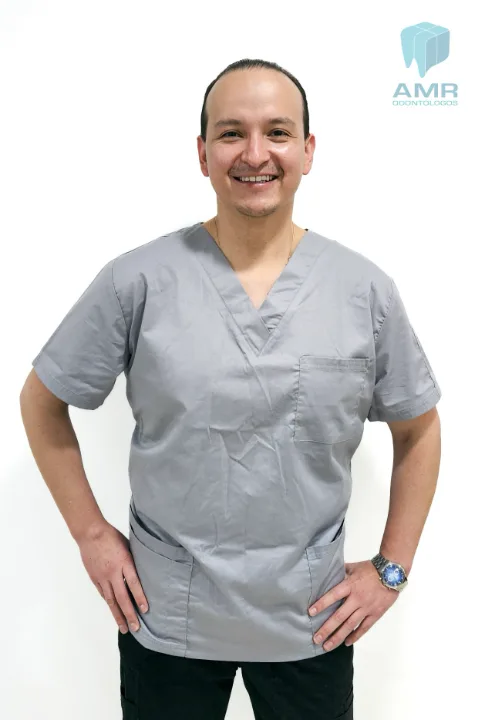 Dr. Diego Robalino